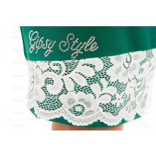 Gombos-csipkés szoknya